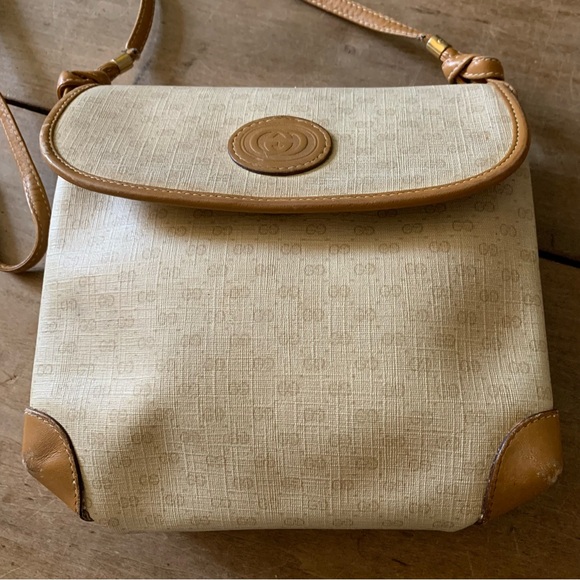GUCCI Vintage micro GG cross body bag - Picture 3 of 17